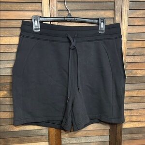 lululemon athletica high rise scuba short